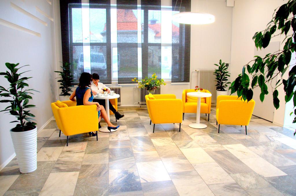 Hotel Gregor Modřice Екстериор снимка