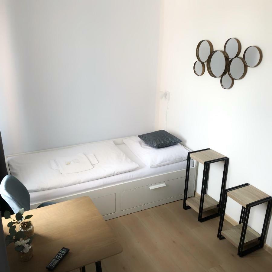 Hotel Gregor Modřice Екстериор снимка
