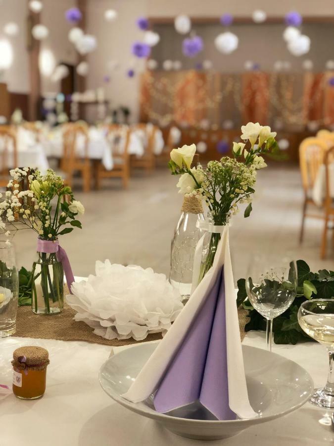 Hotel Gregor Modřice Екстериор снимка