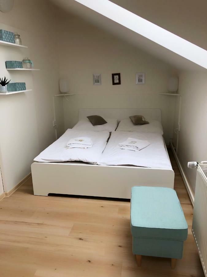 Hotel Gregor Modřice Екстериор снимка